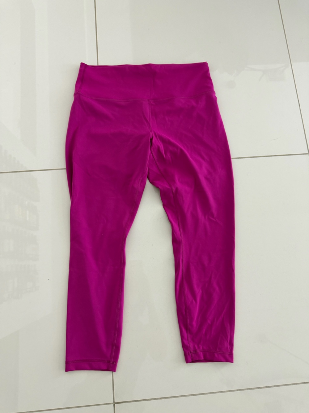 lululemon athletica Wunder under crop Bright Magenta pink Leggings size 14